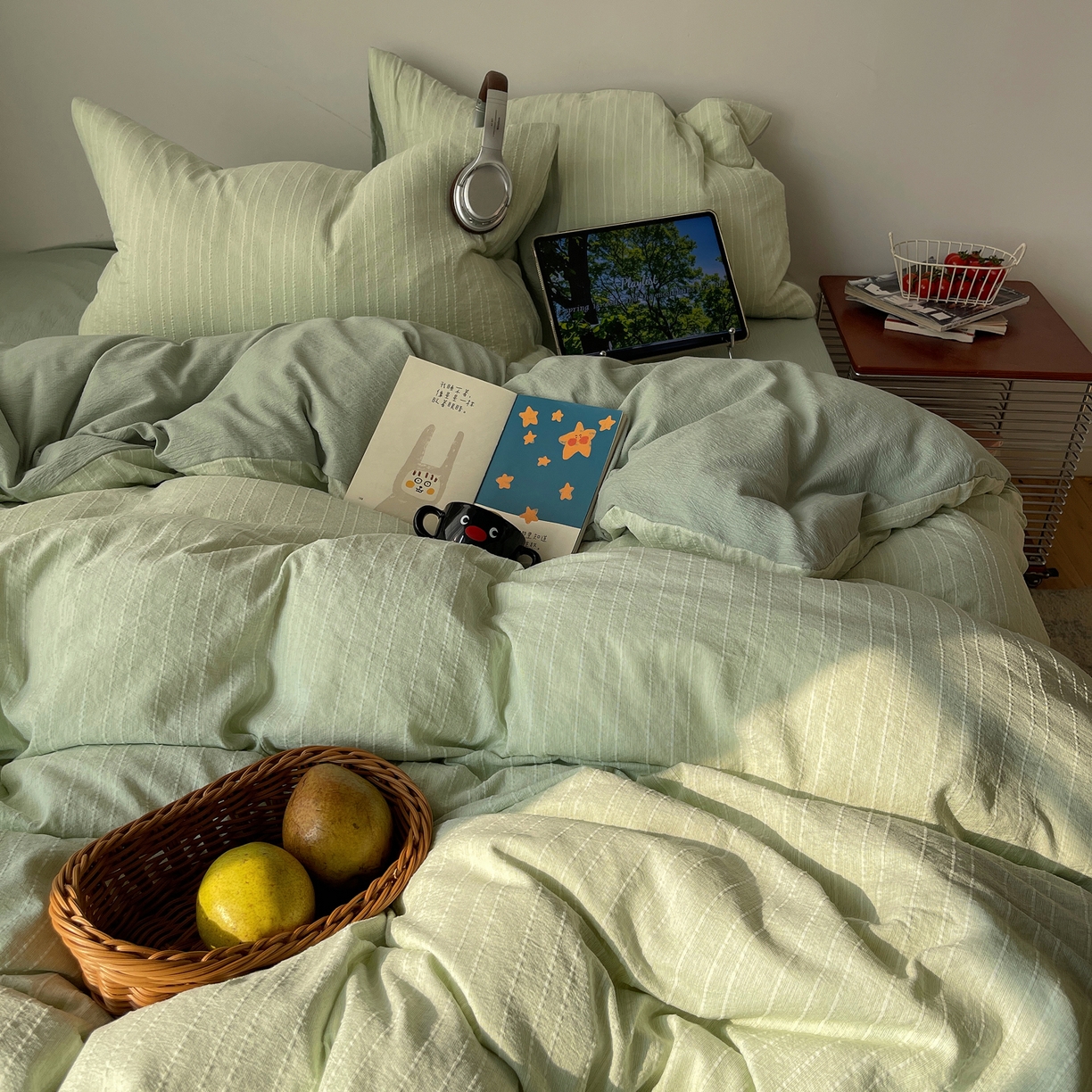 91家纺网 家纺一手货源 找家纺 栩裕纺织 2026新款高克重无印风阳离子提花工艺四件套 轻奢风-绿影