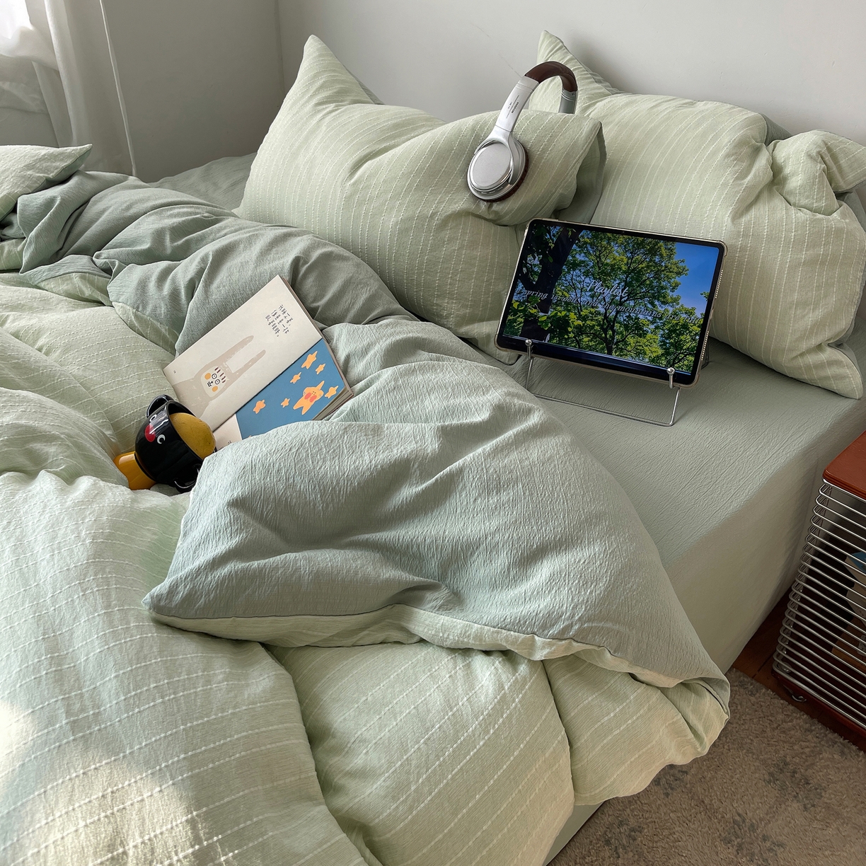 91家纺网 家纺一手货源 找家纺 栩裕纺织 2026新款高克重无印风阳离子提花工艺四件套 轻奢风-绿影