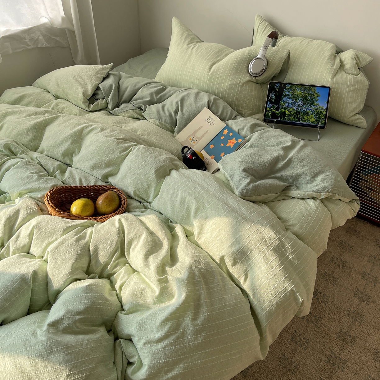 91家纺网 家纺一手货源 找家纺 栩裕纺织 2026新款高克重无印风阳离子提花工艺四件套 轻奢风-绿影