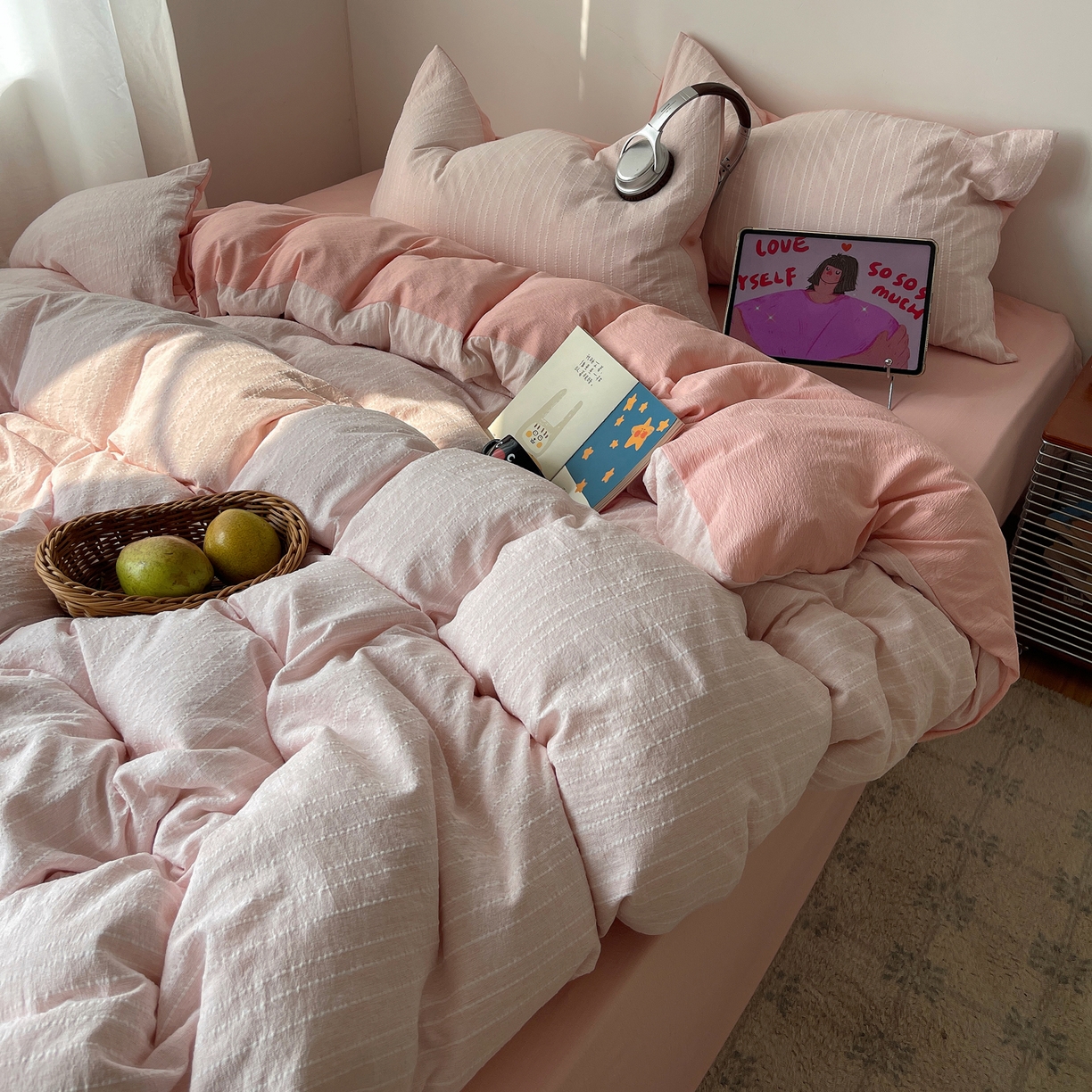 91家纺网 家纺一手货源 找家纺 栩裕纺织 2026新款高克重无印风阳离子提花工艺四件套 轻奢风-桃夭