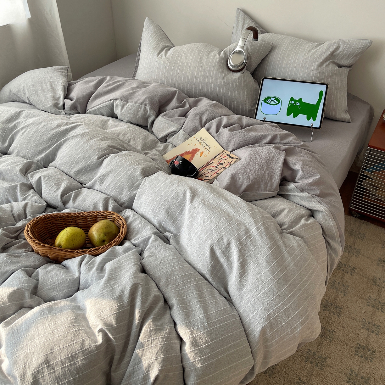 91家纺网 家纺一手货源 找家纺 栩裕纺织 2026新款高克重无印风阳离子提花工艺四件套 轻奢风-高级灰