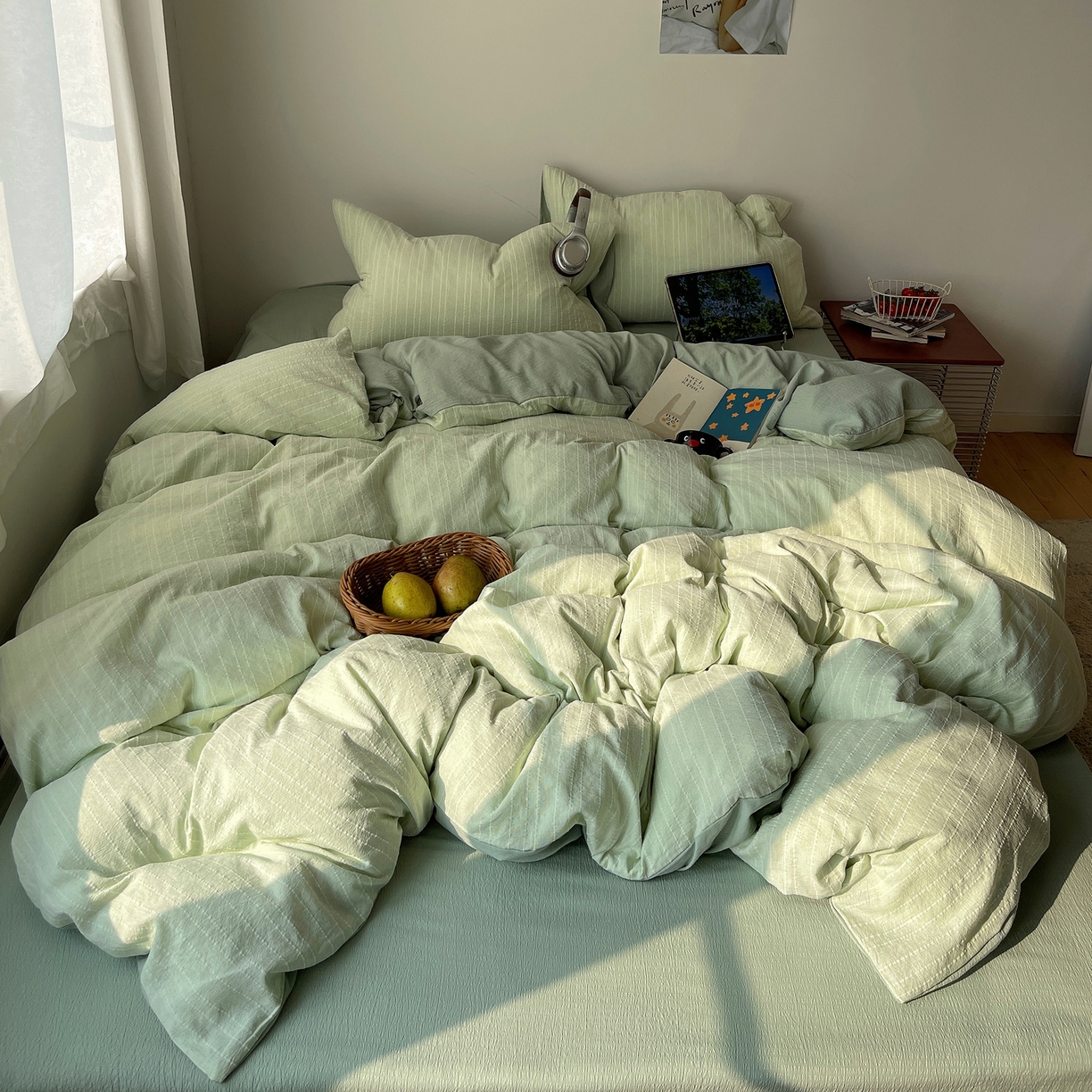 91家纺网 家纺一手货源 找家纺 栩裕纺织 2026新款高克重无印风阳离子提花工艺四件套 轻奢风-绿影