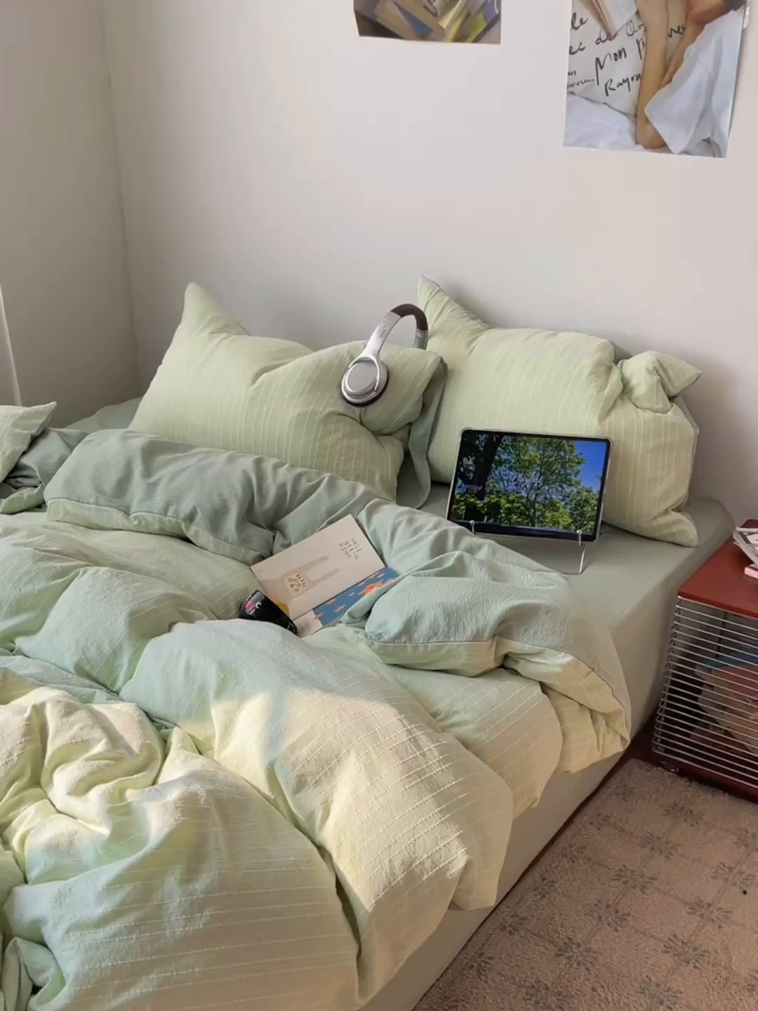 91家纺网 家纺一手货源 找家纺 栩裕纺织 2026新款高克重无印风阳离子提花工艺四件套 轻奢风-绿影