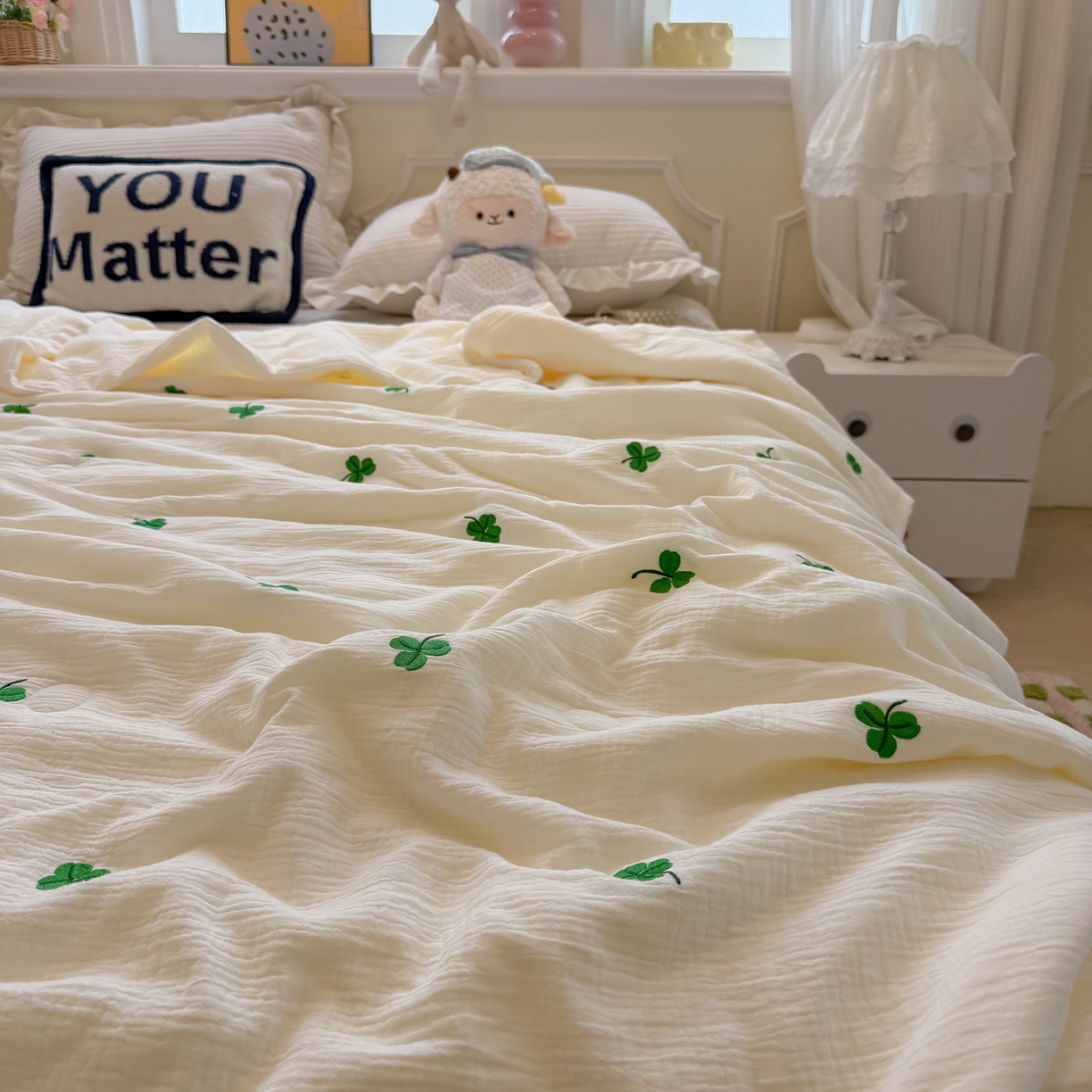 91家纺网 家纺一手货源 找家纺 （总）盼季家纺 2026新款高品质A类木棉皱皱纱小清新刺绣夏被