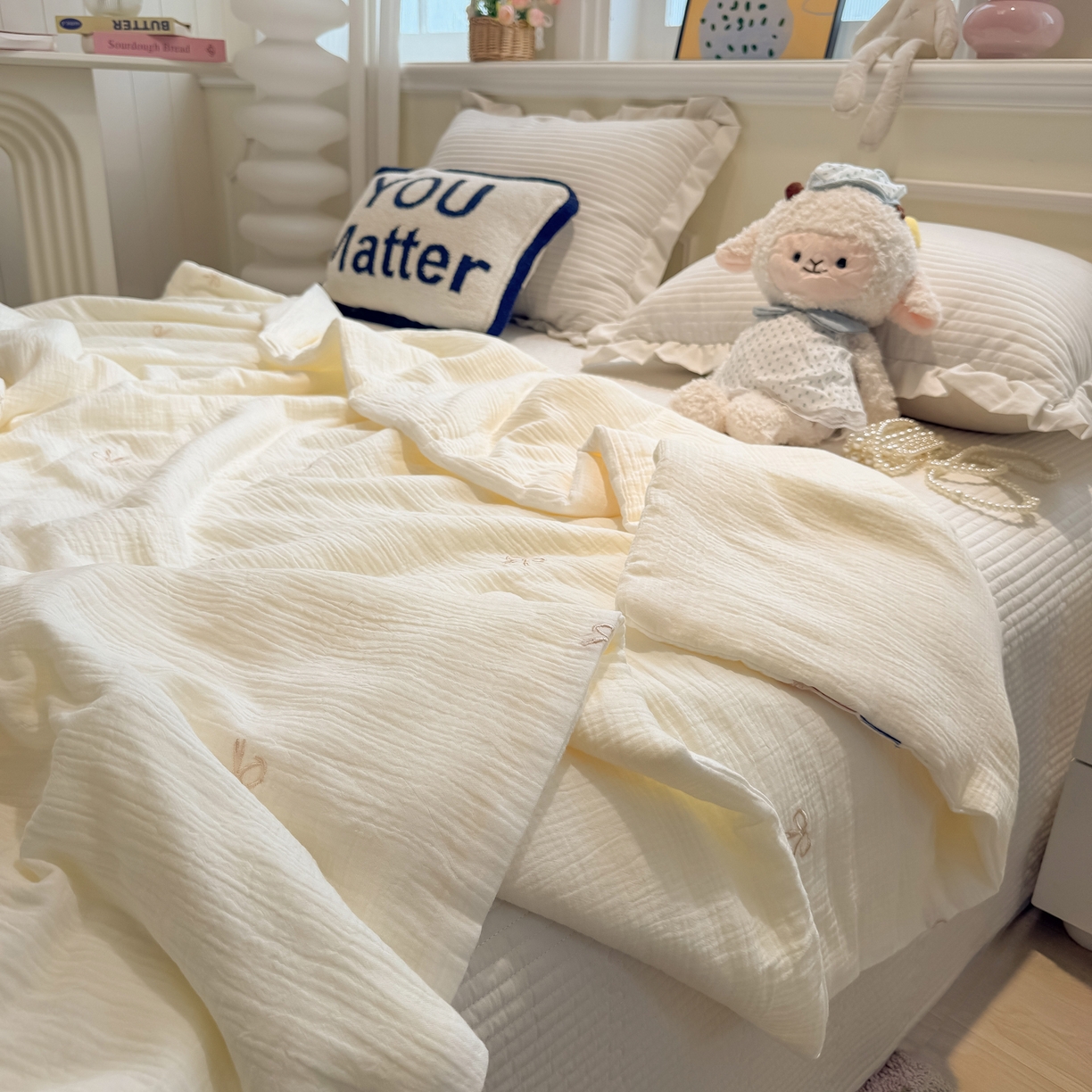 91家纺网 家纺一手货源 找家纺 盼季家纺 2026新款高品质A类木棉皱皱纱小清新刺绣夏被 小清新刺绣夏被-蝴蝶结