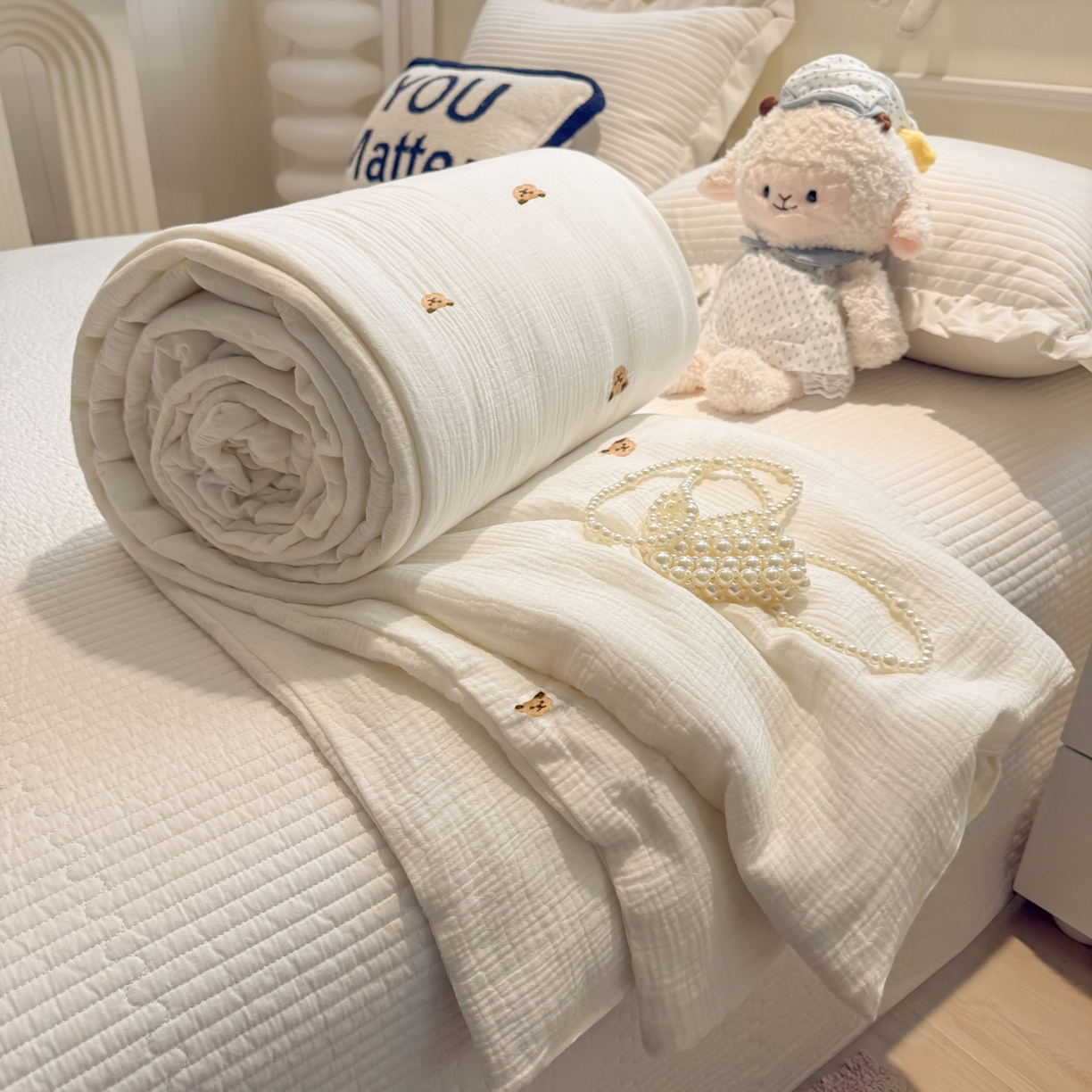盼季家纺 2026新款高品质A类木棉皱皱纱小清新刺绣夏被 小清新刺绣夏被-小熊