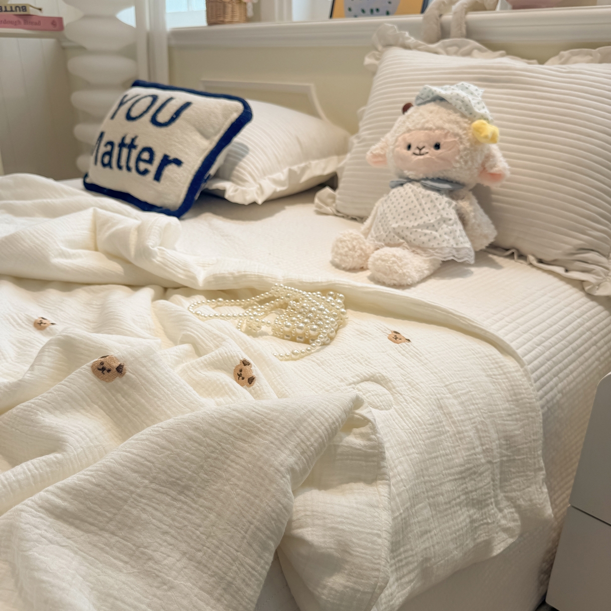 91家纺网 家纺一手货源 找家纺 盼季家纺 2026新款高品质A类木棉皱皱纱小清新刺绣夏被 小清新刺绣夏被-小熊