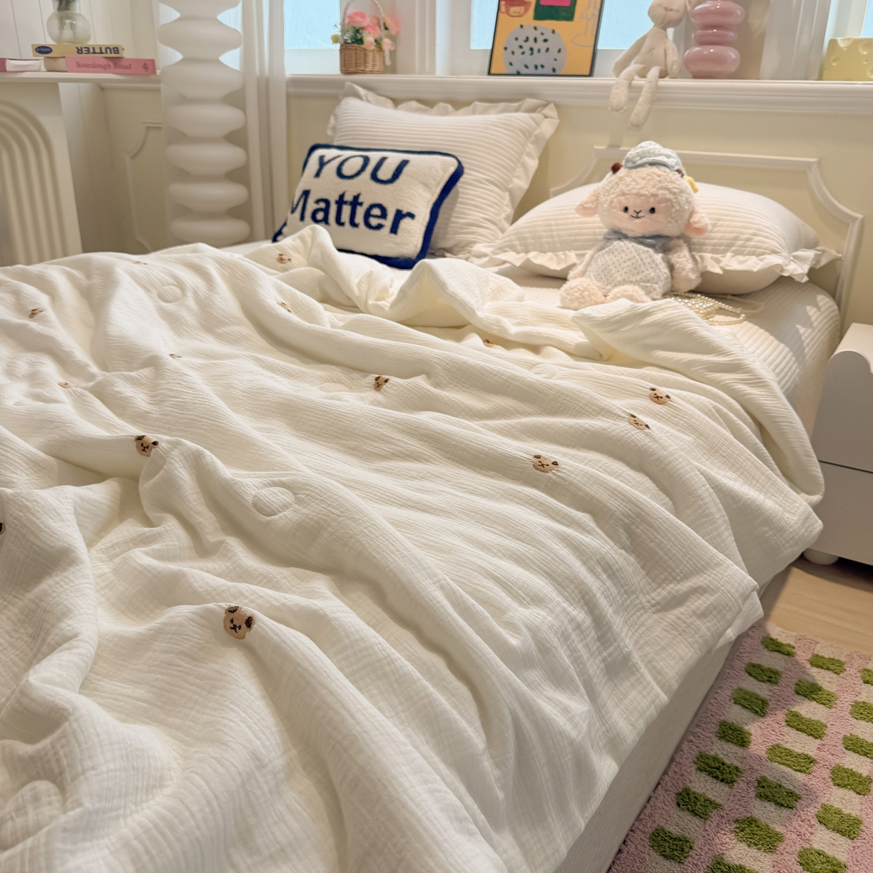 91家纺网 家纺一手货源 找家纺 盼季家纺 2026新款高品质A类木棉皱皱纱小清新刺绣夏被 小清新刺绣夏被-小熊