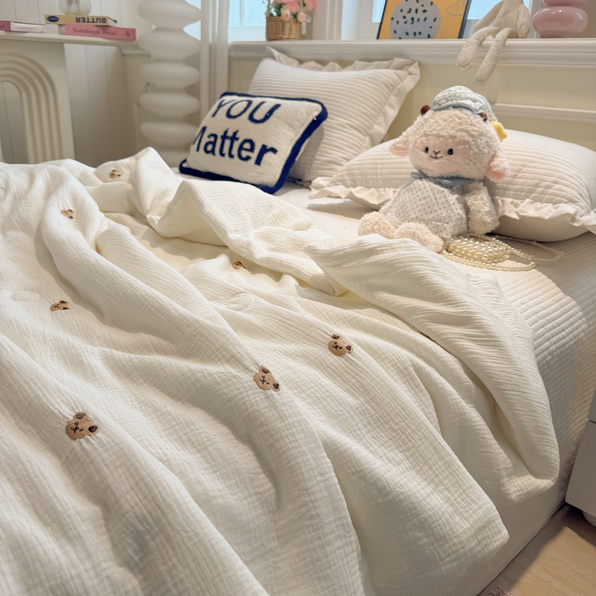 91家纺网 家纺一手货源 找家纺 盼季家纺 2026新款高品质A类木棉皱皱纱小清新刺绣夏被 小清新刺绣夏被-小熊
