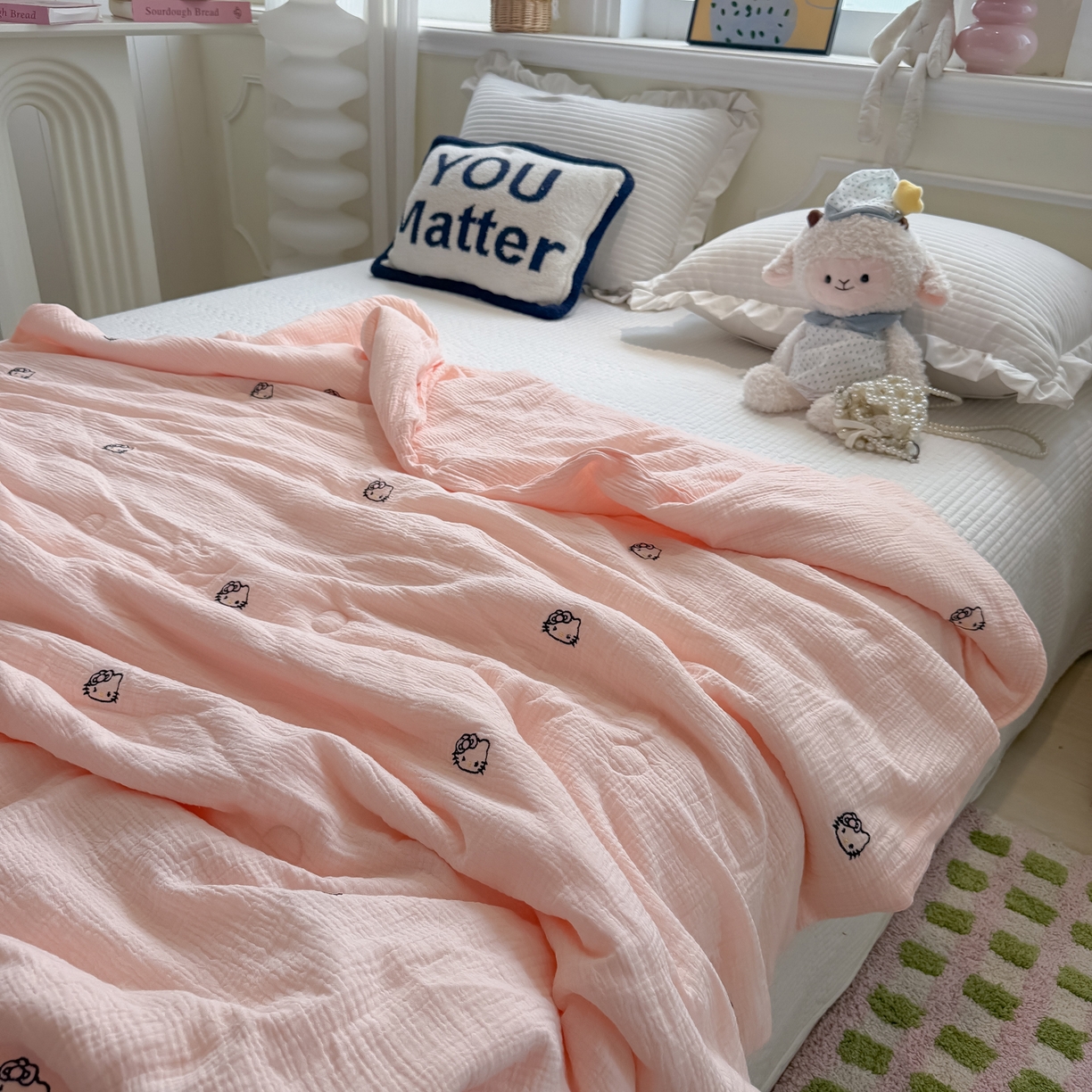 91家纺网 家纺一手货源 找家纺 盼季家纺 2026新款高品质A类木棉皱皱纱小清新刺绣夏被 小清新刺绣夏被-小KT