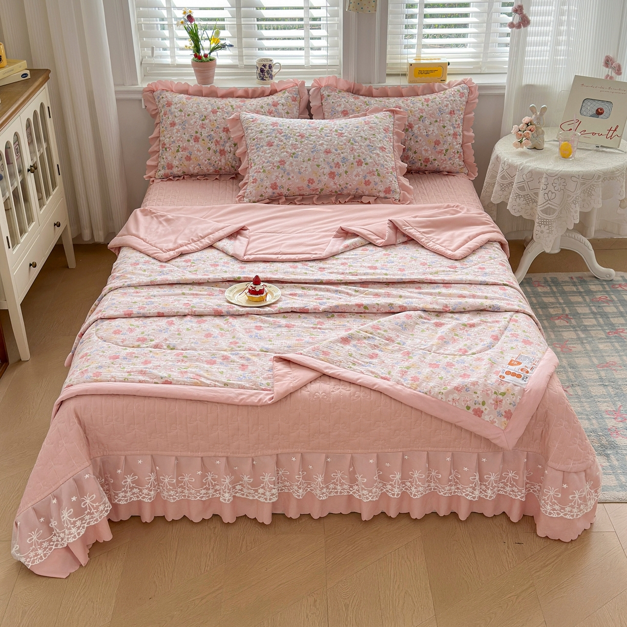 91家纺网 家纺一手货源 找家纺 雅眠居 2026新款直播爆款古法仿棉双层蕾丝花边床盖四件套 AB版-十里桃花