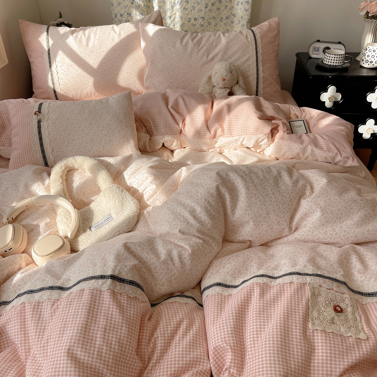 91家纺网 家纺一手货源 找家纺 栩裕纺织 2026新款仿棉水洗棉四件套 花漾格调-嫩粉