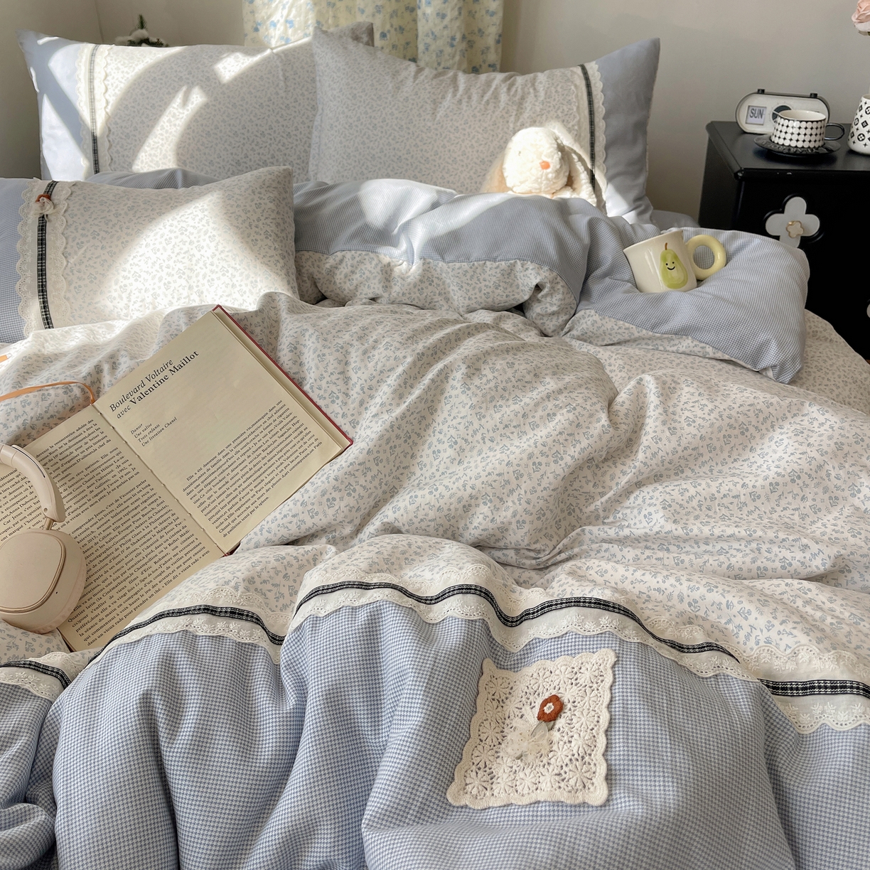 91家纺网 家纺一手货源 找家纺 栩裕纺织 2026新款仿棉水洗棉四件套 花漾格调-雾蓝