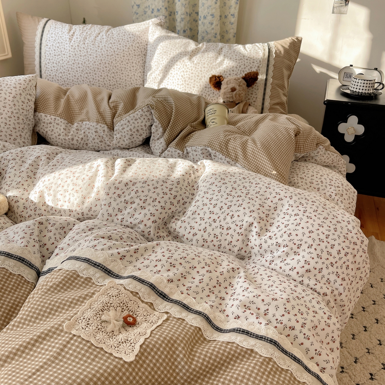 91家纺网 家纺一手货源 找家纺 栩裕纺织 2026新款仿棉水洗棉四件套 花漾格调-卡其