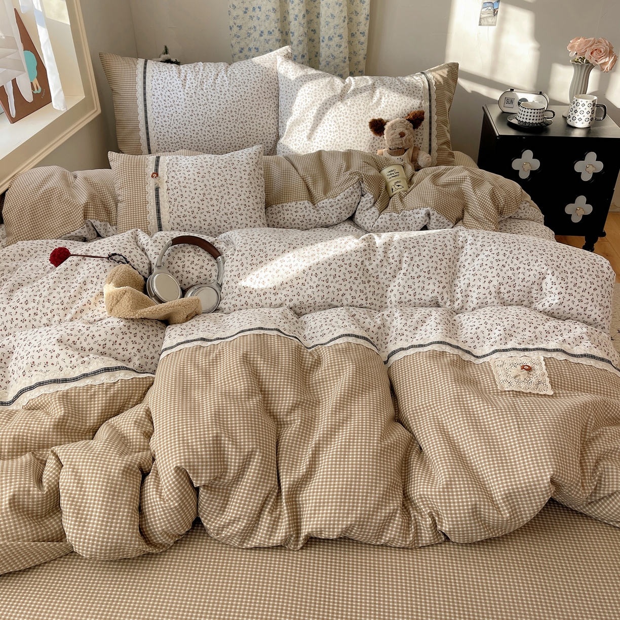 91家纺网 家纺一手货源 找家纺 栩裕纺织 2026新款仿棉水洗棉四件套 花漾格调-卡其