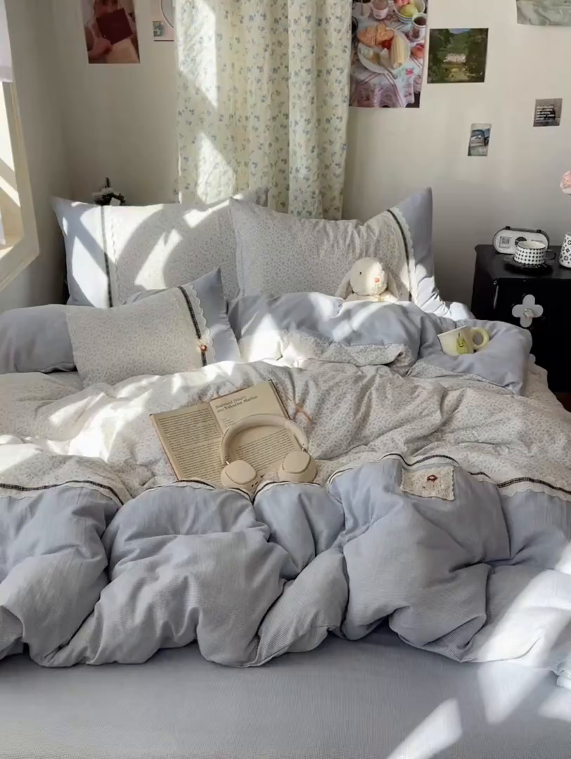 91家纺网 家纺一手货源 找家纺 栩裕纺织 2026新款仿棉水洗棉四件套 花漾格调-雾蓝