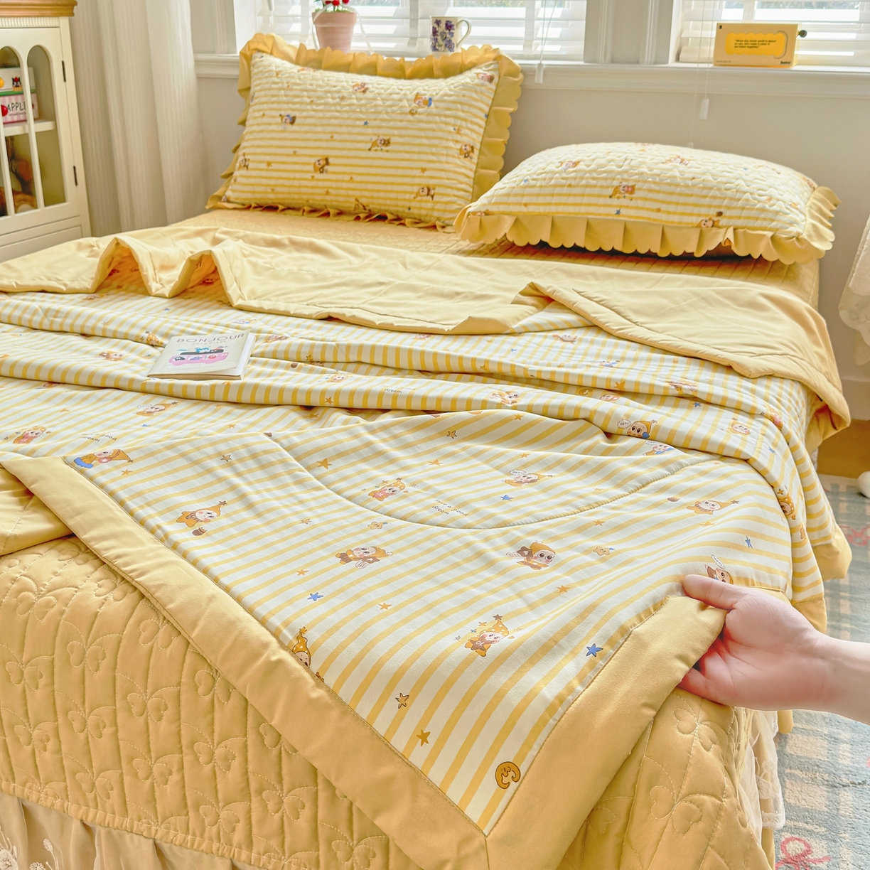 91家纺网 家纺一手货源 找家纺 雅眠居 2026新款直播爆款古法仿棉双层蕾丝花边床盖四件套 AB版-小福星