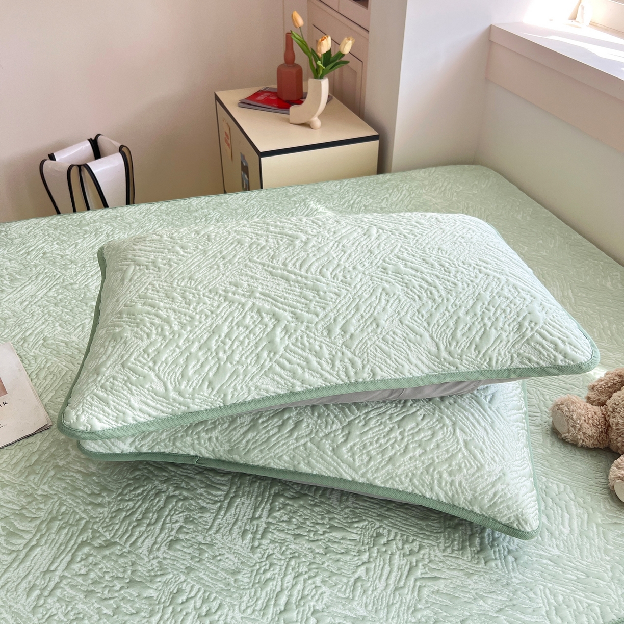 91家纺网 家纺一手货源 找家纺 能好家纺 2026新款高分子pe冰豆豆凉席床席款 轻奢绿