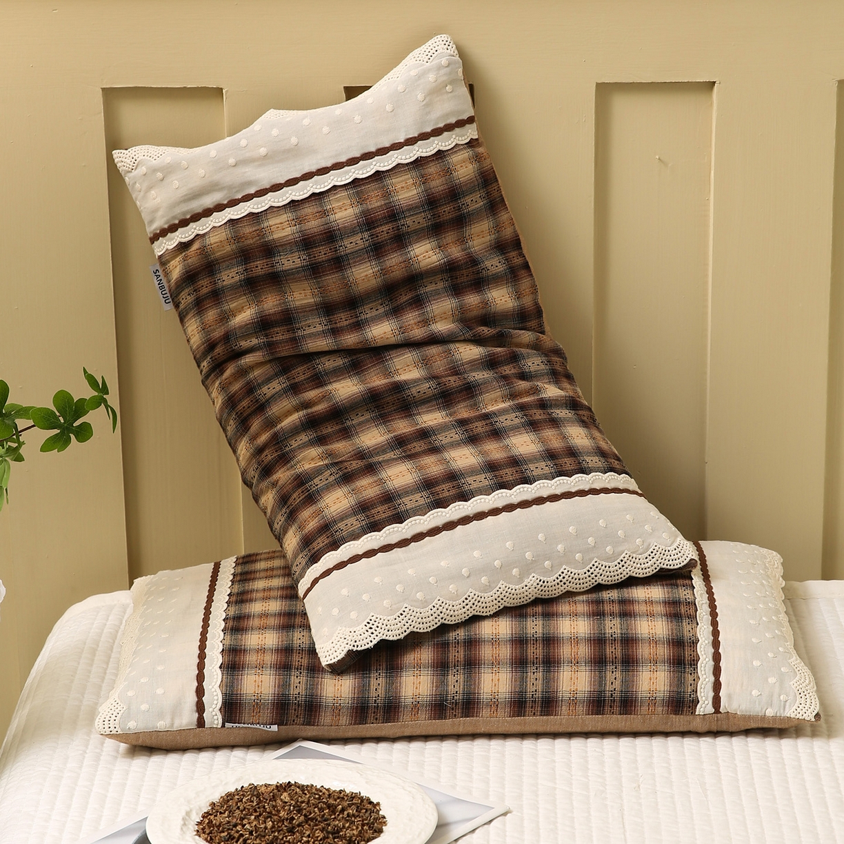 91家纺网 家纺一手货源 找家纺 梦叶草 2026新款全棉色织简约风条格荞麦枕芯 全棉色织简约条格荞麦枕-格调深咖