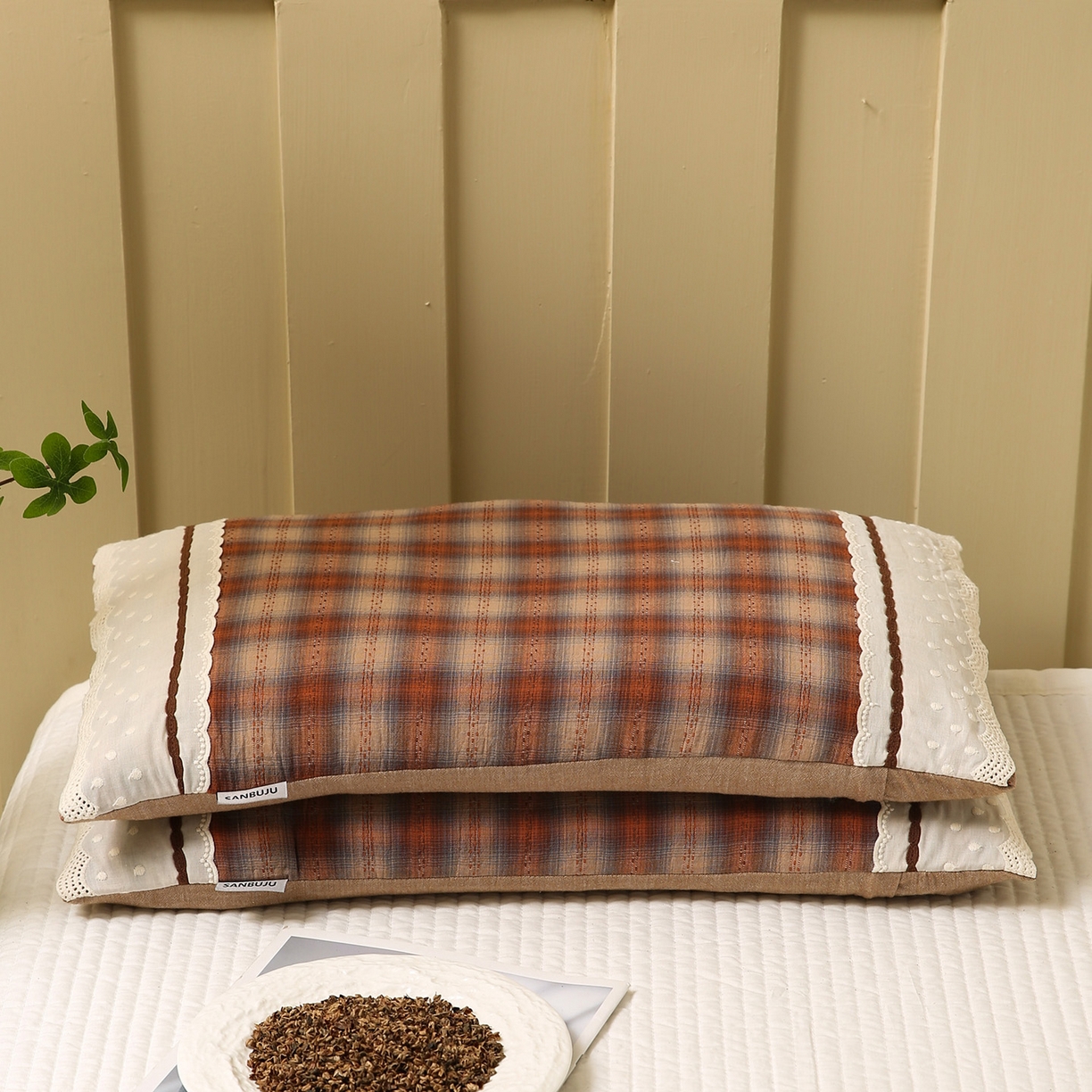 91家纺网 家纺一手货源 找家纺 梦叶草 2026新款全棉色织简约风条格荞麦枕芯 全棉色织简约条格荞麦枕-浅咖