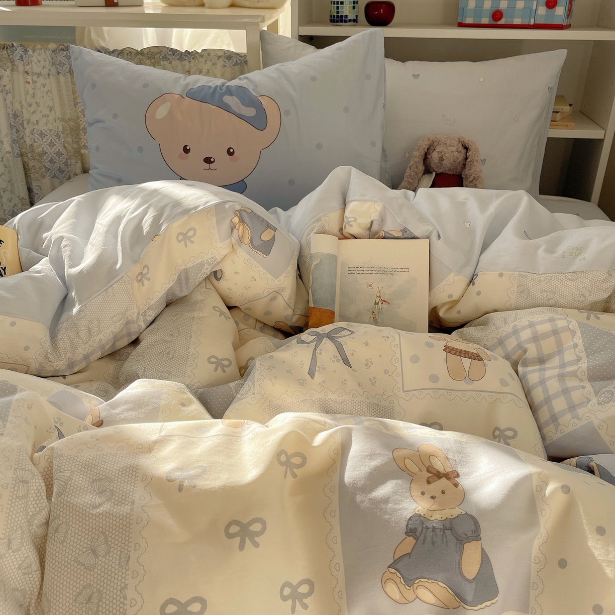 91家纺网 家纺一手货源 找家纺 栩裕纺织 2026新款全棉数码印花四件套 呆呆熊