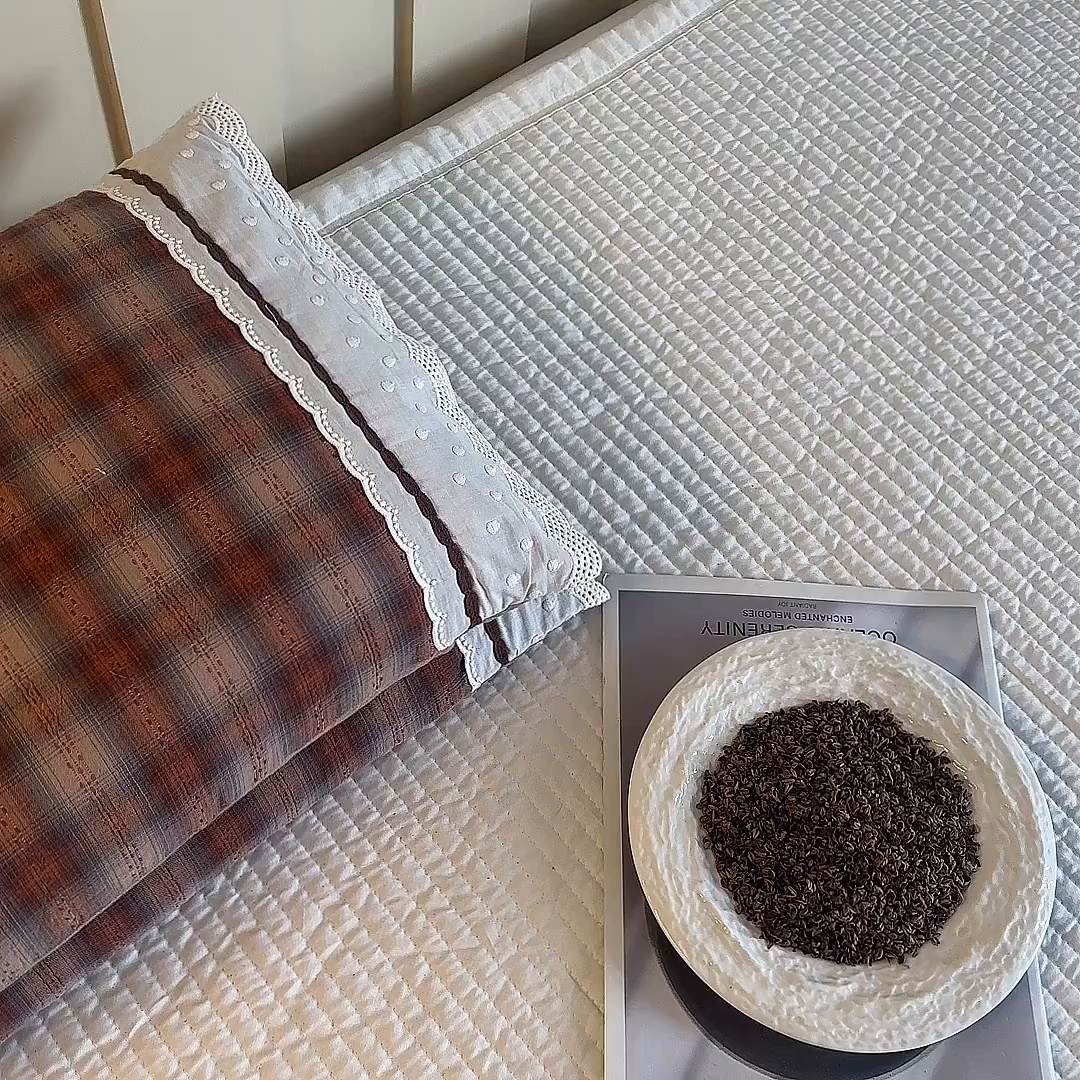 91家纺网 家纺一手货源 找家纺 梦叶草 2026新款全棉色织简约风条格荞麦枕芯 全棉色织简约条格荞麦枕-浅咖