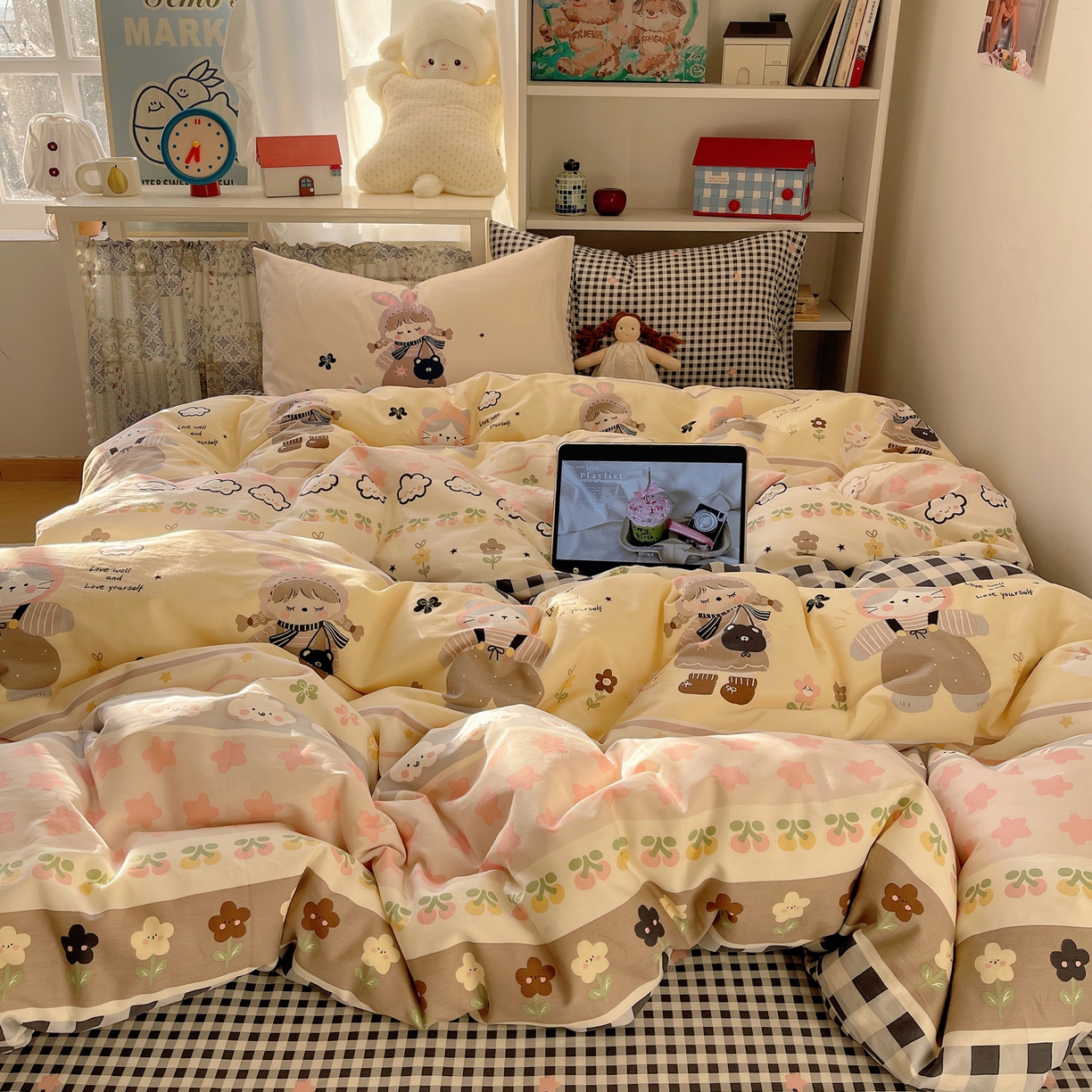 91家纺网 家纺一手货源 找家纺 栩裕纺织 2026新款全棉数码印花四件套 害羞女孩