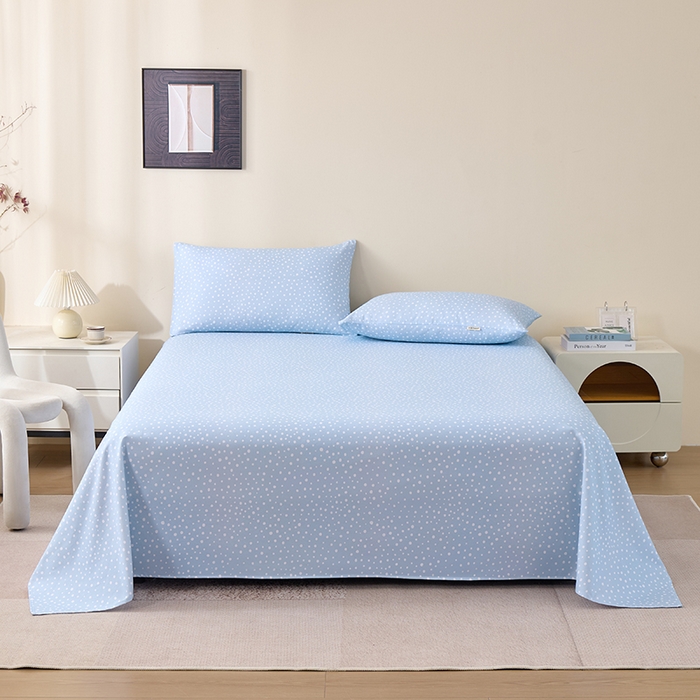 91家纺网 家纺一手货源 找家纺 居美良品 2026新款100%全棉A类新疆棉数码印花纯棉老粗布床单凉席二三件套 蓝湖梦境