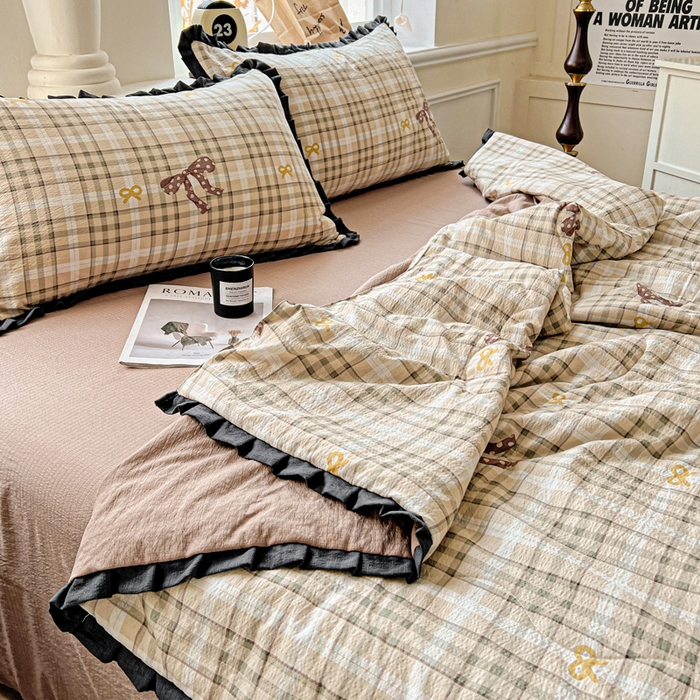 91家纺网 家纺一手货源 找家纺 人人爱家纺 2026新款赫本风花边夏被夏凉被空调被 太妃糖