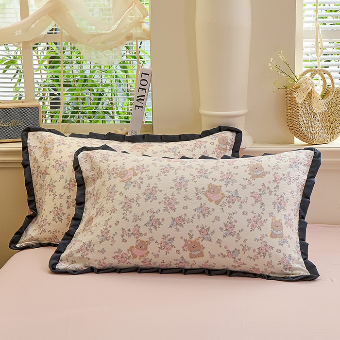 91家纺网 家纺一手货源 找家纺 人人爱家纺 2026新款赫本风花边夏被夏凉被空调被 花园里