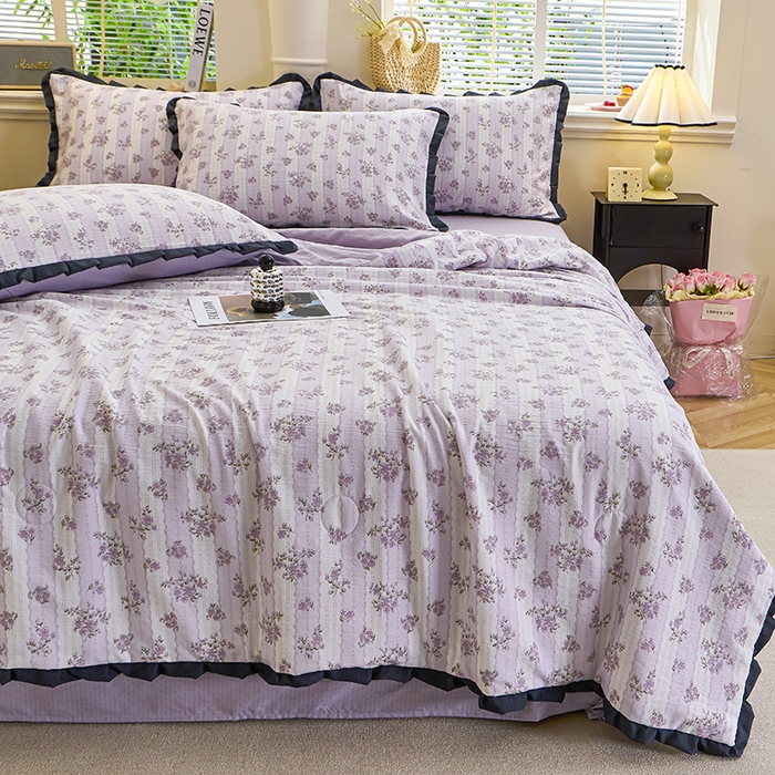 91家纺网 家纺一手货源 找家纺 人人爱家纺 2026新款赫本风花边夏被夏凉被空调被 半暖时光紫