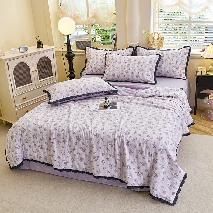 91家纺网 家纺一手货源 找家纺 人人爱家纺 2026新款赫本风花边夏被夏凉被空调被 半暖时光紫