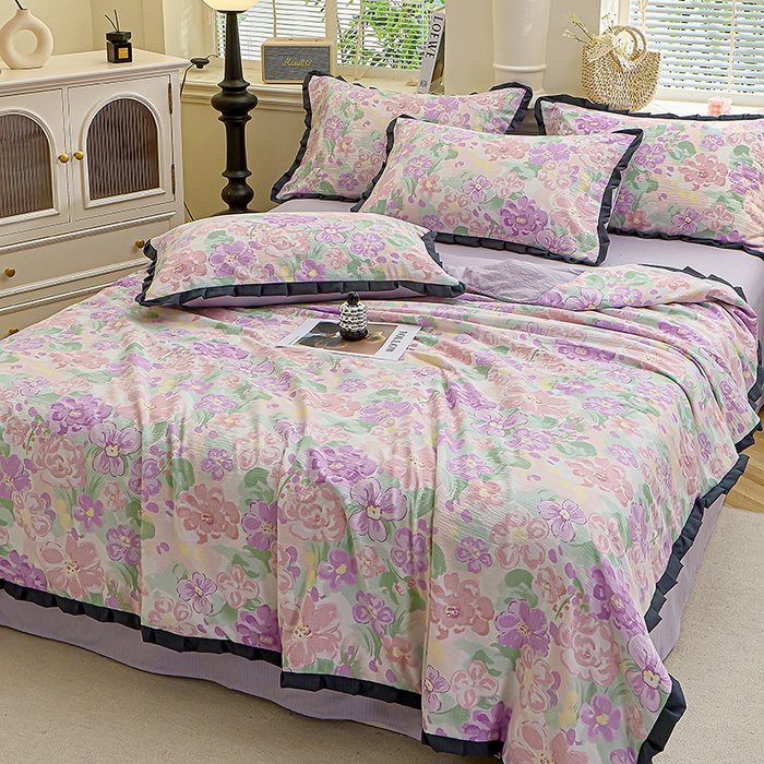 91家纺网 家纺一手货源 找家纺 人人爱家纺 2026新款赫本风花边夏被夏凉被空调被 紫韵斑斓