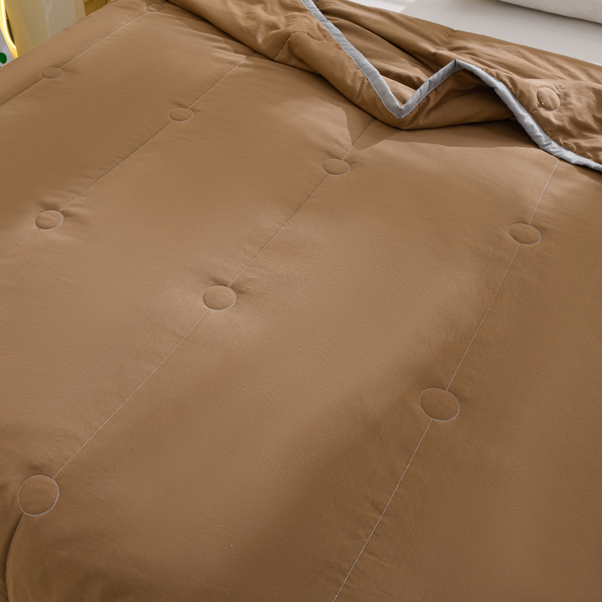 91家纺网 家纺一手货源 找家纺 羽涵家纺 2026新款磨毛水洗棉夏被夏凉被空调被 焦糖咖