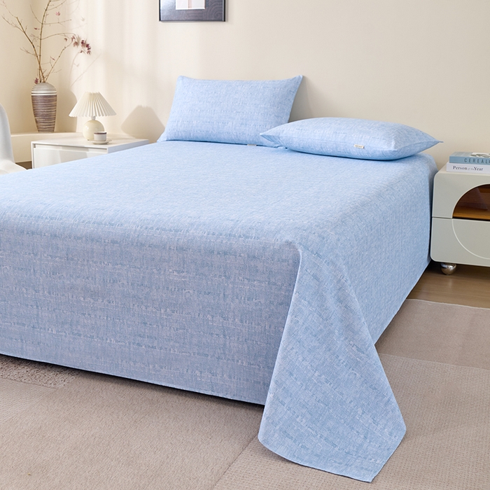 91家纺网 家纺一手货源 找家纺 居美良品 2026新款100%全棉A类新疆棉数码印花纯棉老粗布床单凉席二三件套 云影蓝烟