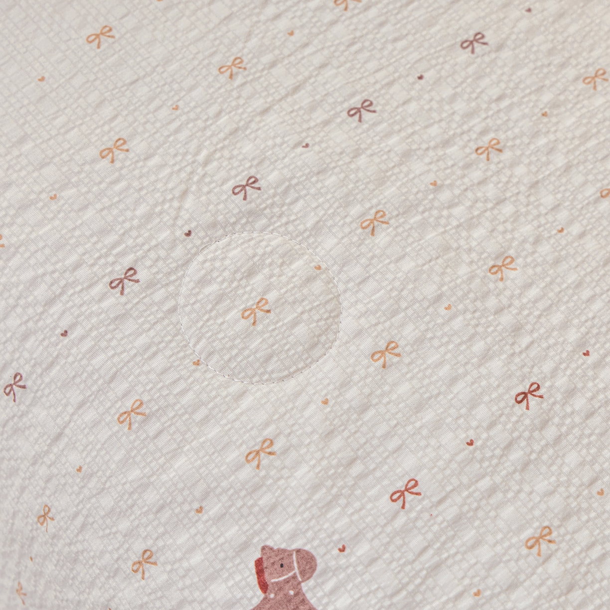 91家纺网 家纺一手货源 找家纺 人人爱家纺 2026新款泡芙纱欧式夏被夏凉被空调被四件套 木马甜心