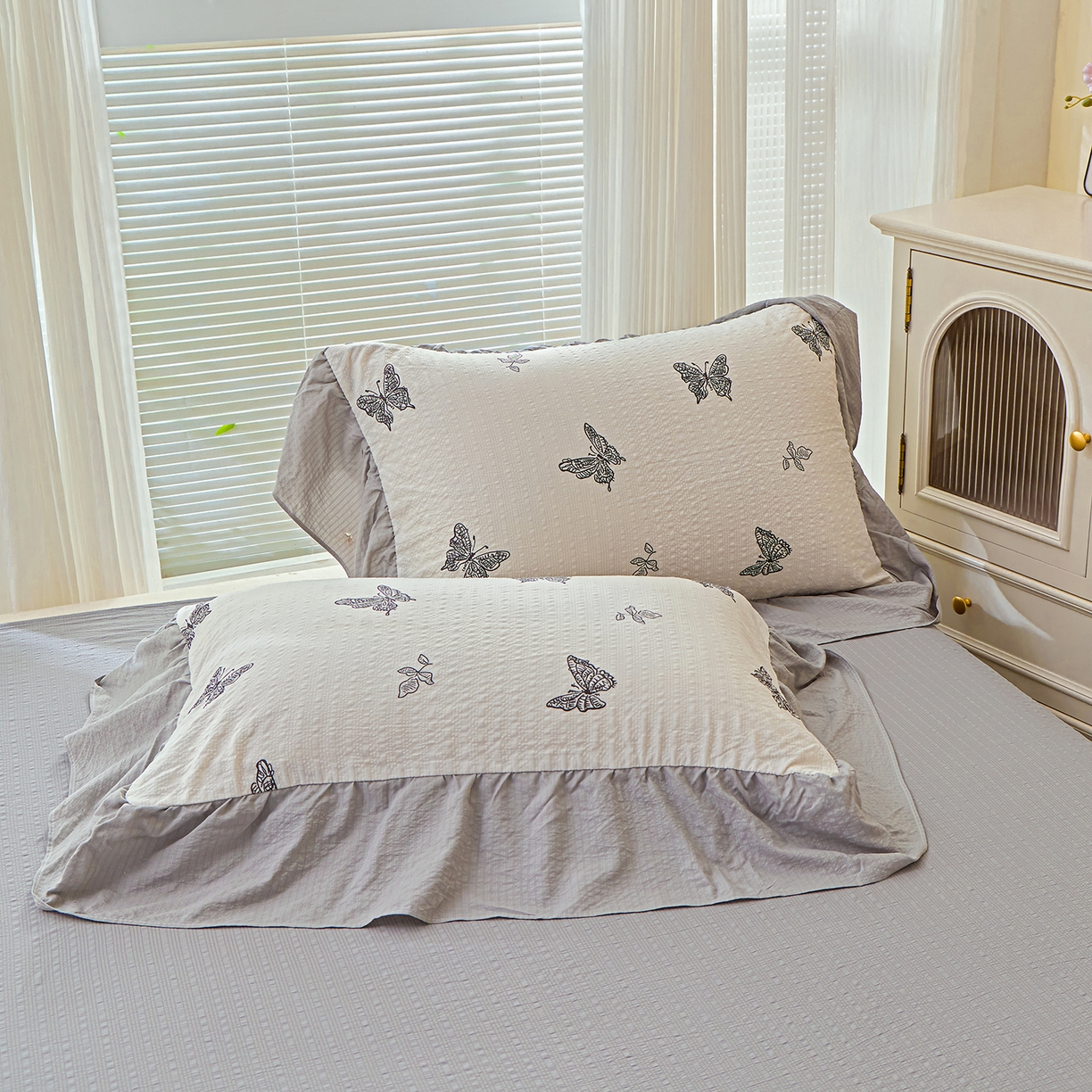 91家纺网 家纺一手货源 找家纺 人人爱家纺 2026新款泡芙纱欧式夏被夏凉被空调被四件套 蝴蝶梦