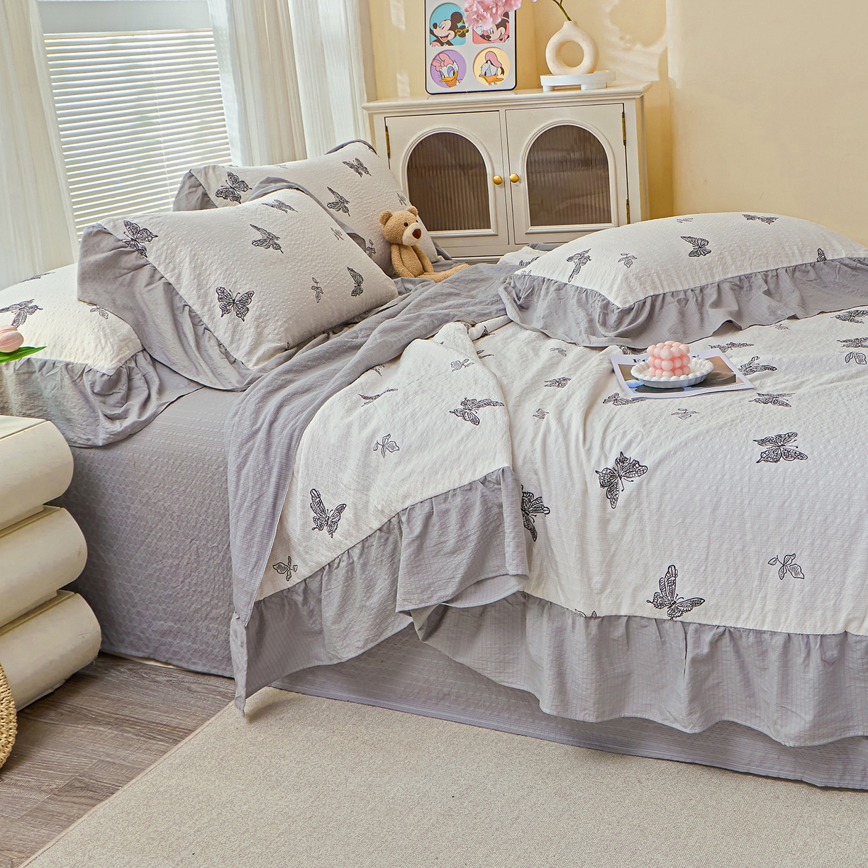 91家纺网 家纺一手货源 找家纺 人人爱家纺 2026新款泡芙纱欧式夏被夏凉被空调被四件套 蝴蝶梦