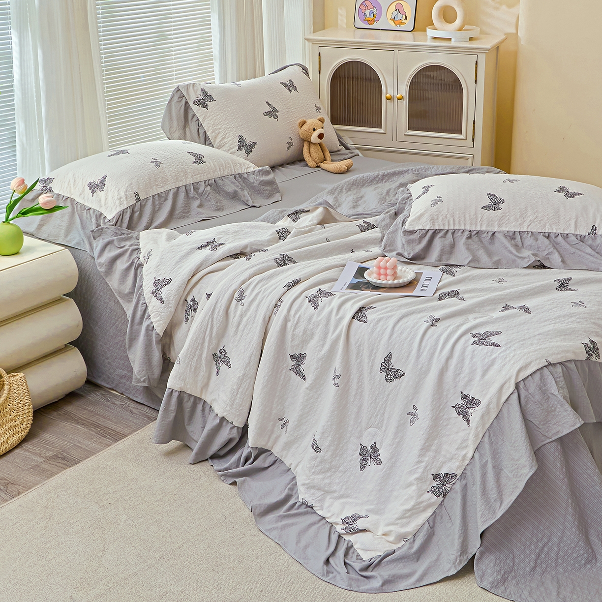 91家纺网 家纺一手货源 找家纺 人人爱家纺 2026新款泡芙纱欧式夏被夏凉被空调被四件套 蝴蝶梦