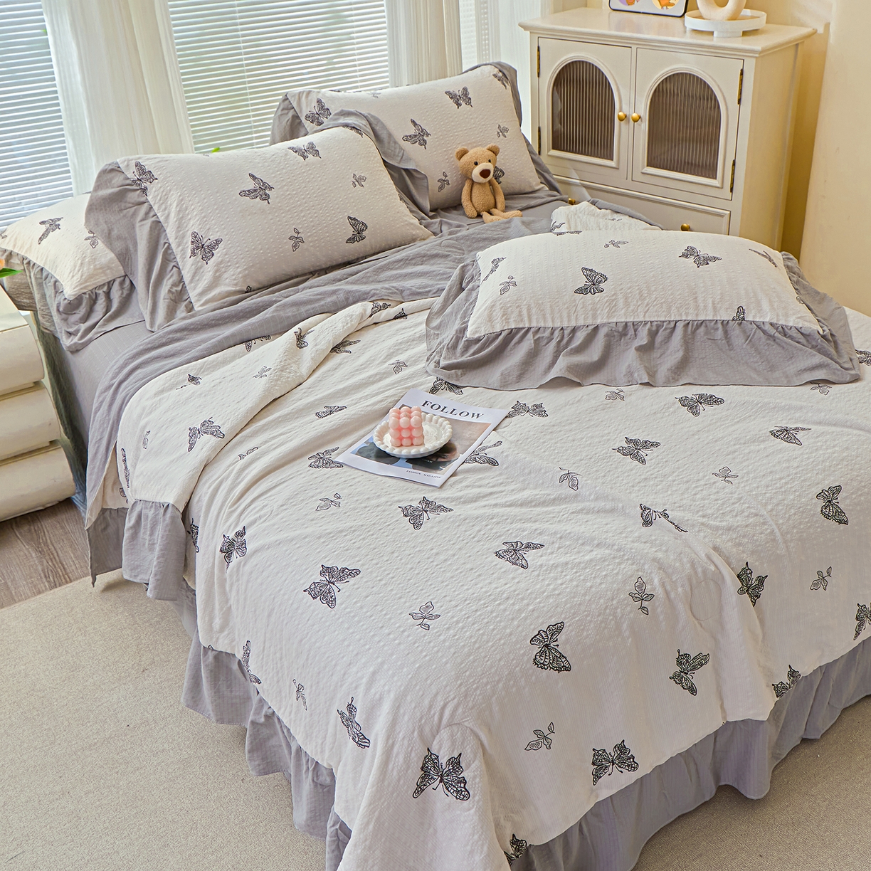 91家纺网 家纺一手货源 找家纺 人人爱家纺 2026新款泡芙纱欧式夏被夏凉被空调被四件套 蝴蝶梦