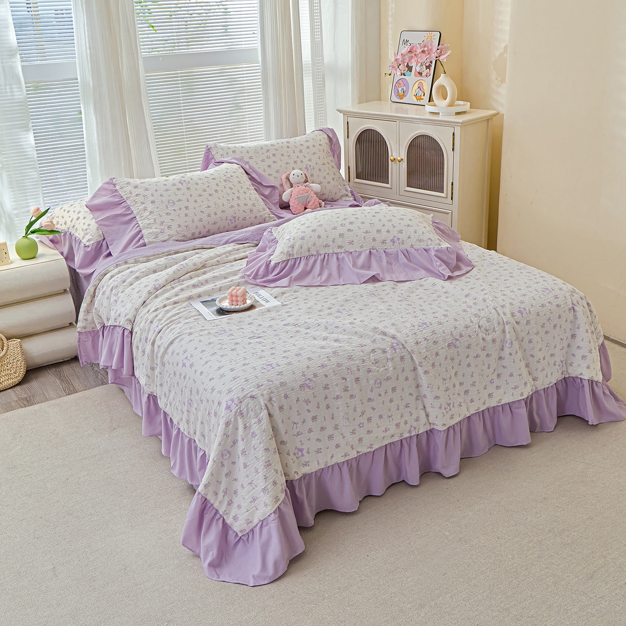 91家纺网 家纺一手货源 找家纺 人人爱家纺 2026新款泡芙纱欧式夏被夏凉被空调被四件套 紫色花语