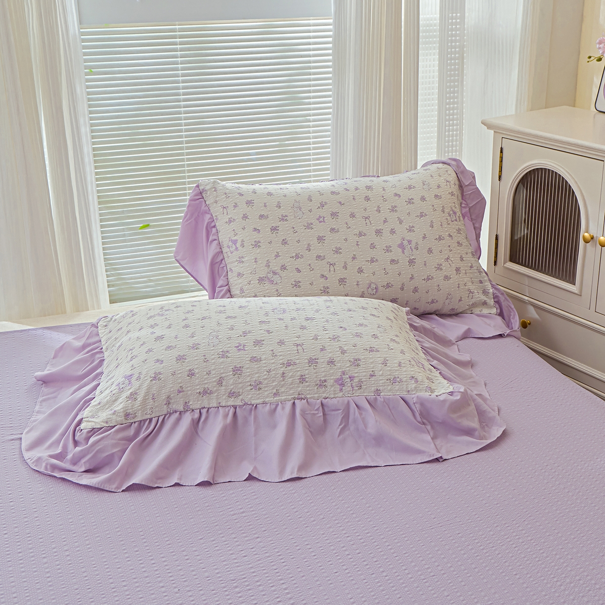 91家纺网 家纺一手货源 找家纺 人人爱家纺 2026新款泡芙纱欧式夏被夏凉被空调被四件套 紫色花语