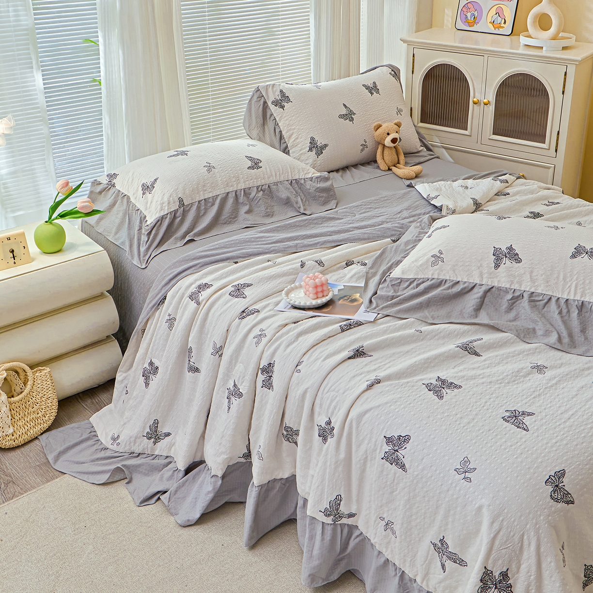 91家纺网 家纺一手货源 找家纺 人人爱家纺 2026新款泡芙纱欧式夏被夏凉被空调被四件套 蝴蝶梦