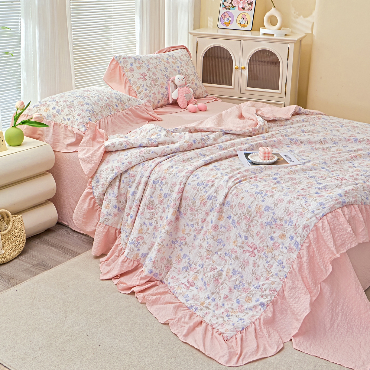 91家纺网 家纺一手货源 找家纺 人人爱家纺 2026新款泡芙纱欧式夏被夏凉被空调被四件套 诗意柔