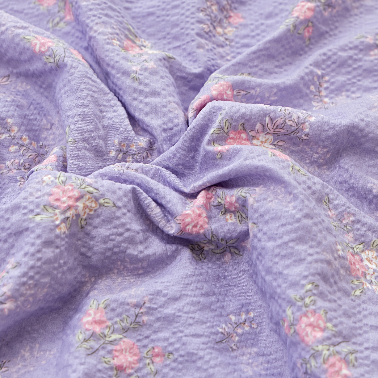 91家纺网 家纺一手货源 找家纺 人人爱家纺 2026新款泡芙纱欧式夏被夏凉被空调被四件套 水云间