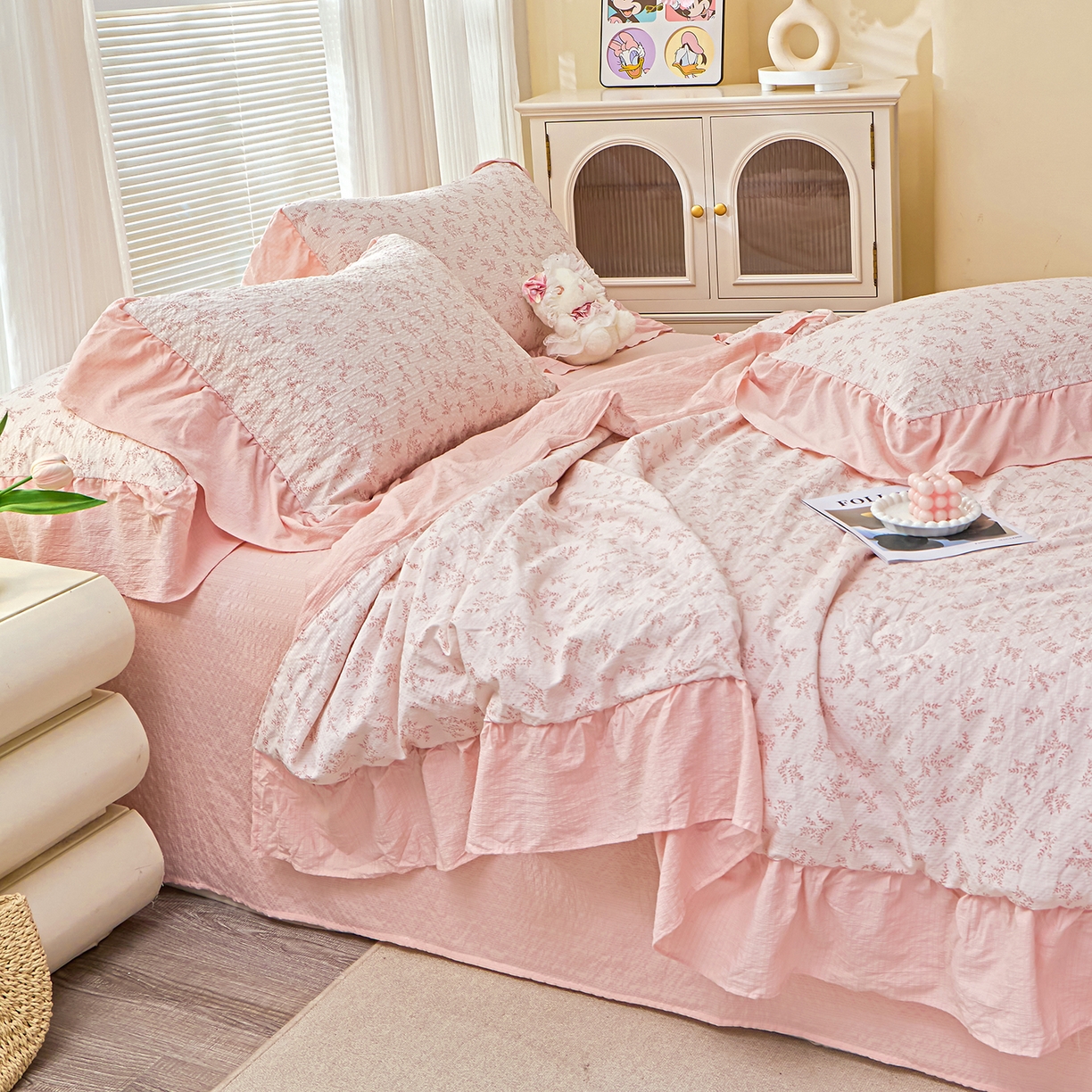 91家纺网 家纺一手货源 找家纺 人人爱家纺 2026新款泡芙纱欧式夏被夏凉被空调被四件套 杉条叶