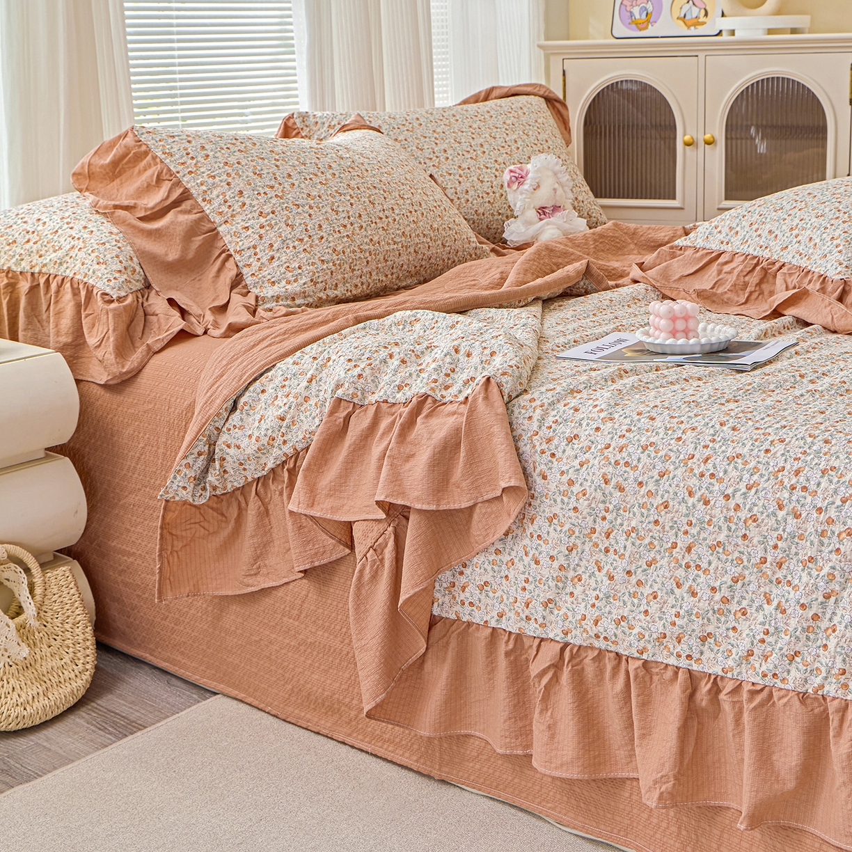 91家纺网 家纺一手货源 找家纺 人人爱家纺 2026新款泡芙纱欧式夏被夏凉被空调被四件套 浪漫樱桃