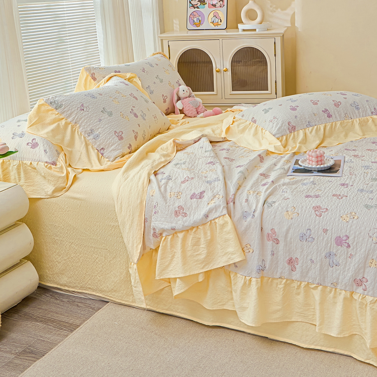 91家纺网 家纺一手货源 找家纺 人人爱家纺 2026新款泡芙纱欧式夏被夏凉被空调被四件套 长耳兔