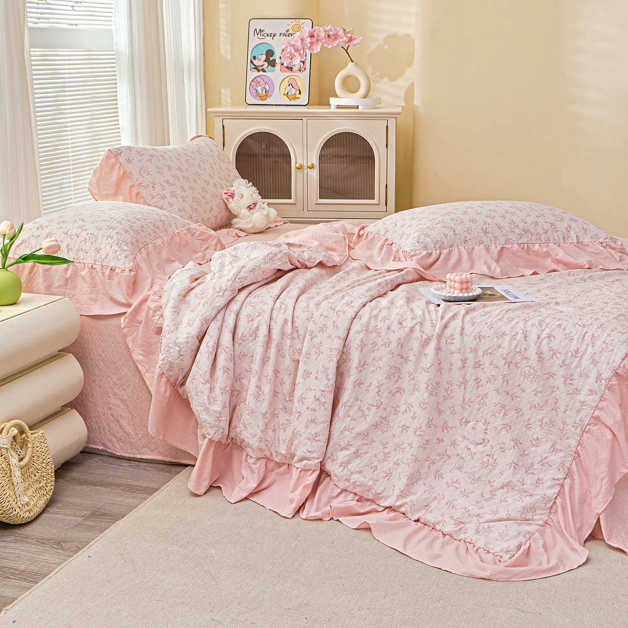 91家纺网 家纺一手货源 找家纺 人人爱家纺 2026新款泡芙纱欧式夏被夏凉被空调被四件套 杉条叶