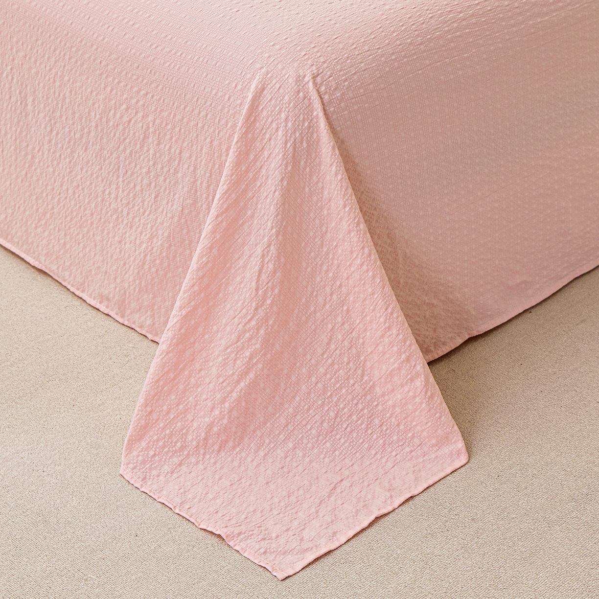 91家纺网 家纺一手货源 找家纺 人人爱家纺 2026新款泡芙纱欧式夏被夏凉被空调被四件套 杉条叶